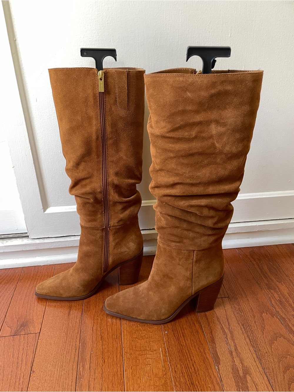 Vince Camuto Arpine Boots size 8